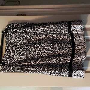Charter Club Black and White Skirt Size 14